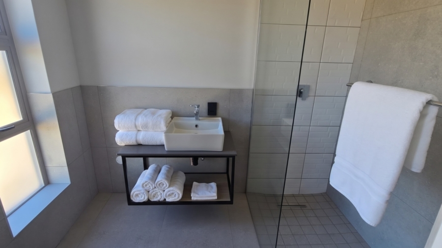 To Let 3 Bedroom Property for Rent in Langebaan Country Estate Western Cape